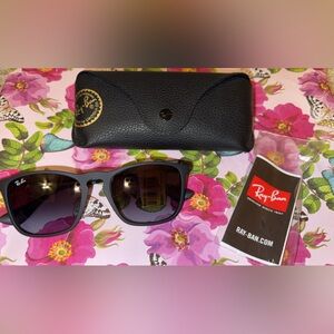 Ray-Ban Black and Gray Sunglasses NWT